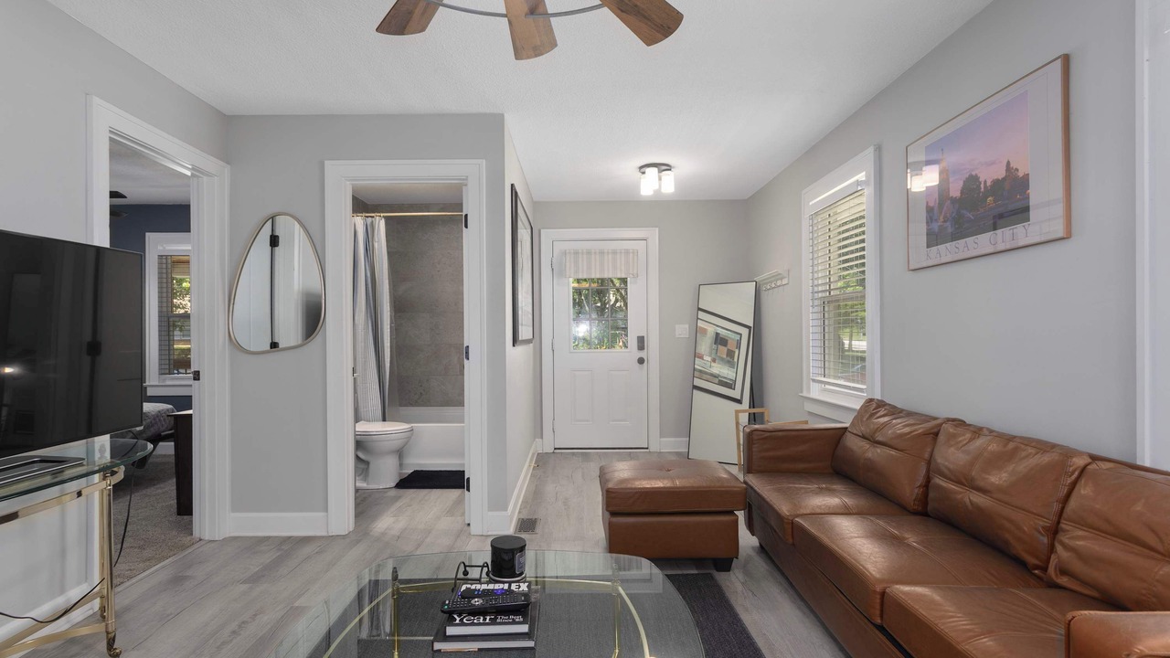 Photo of Livingroom in North Kansas City