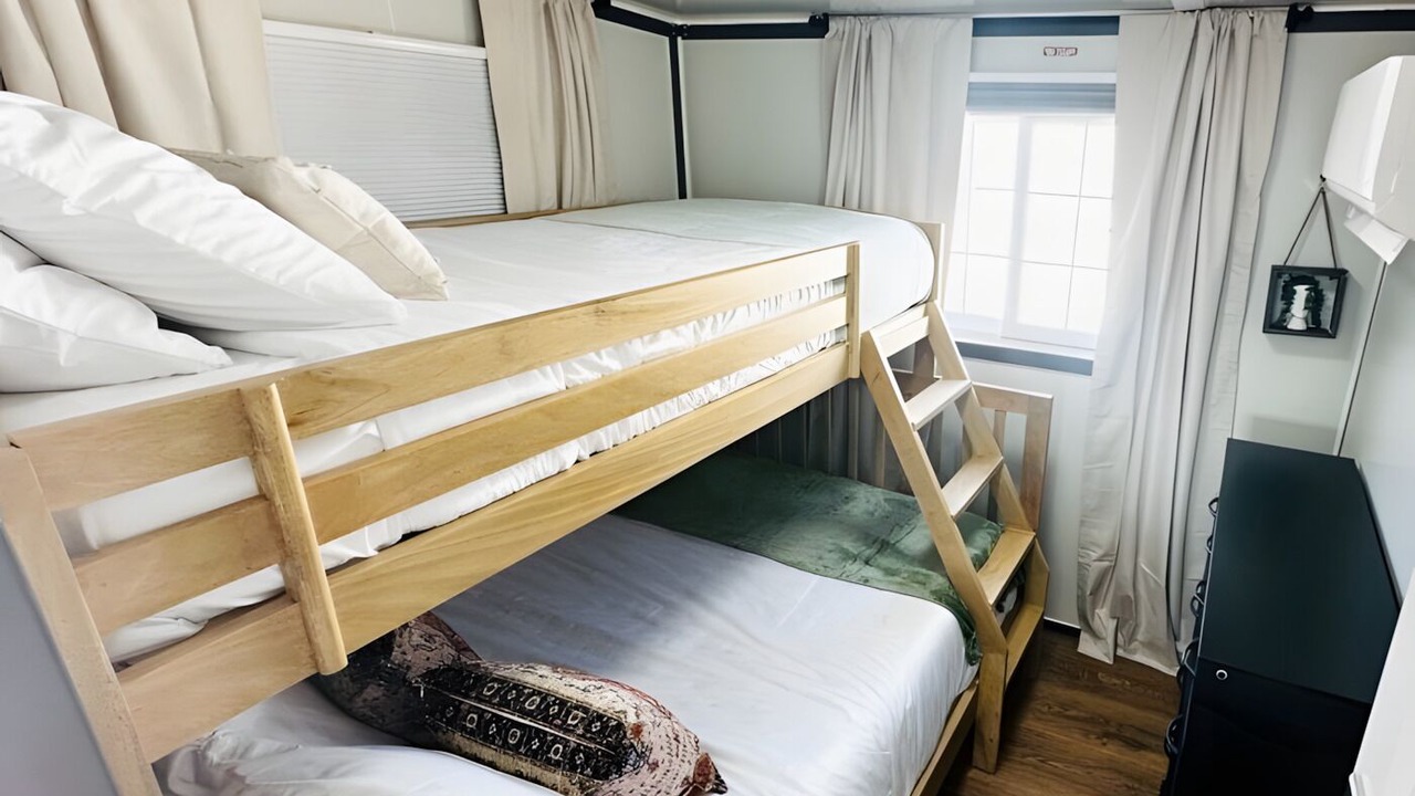 Photo of Bedroom in Pecos