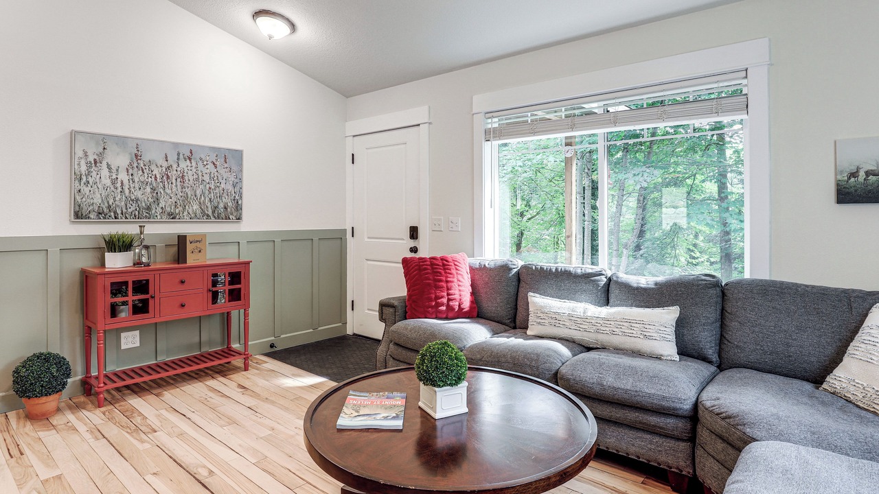 Photo of Livingroom in Ariel