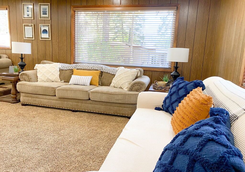 Photo of Livingroom in Garden Valley