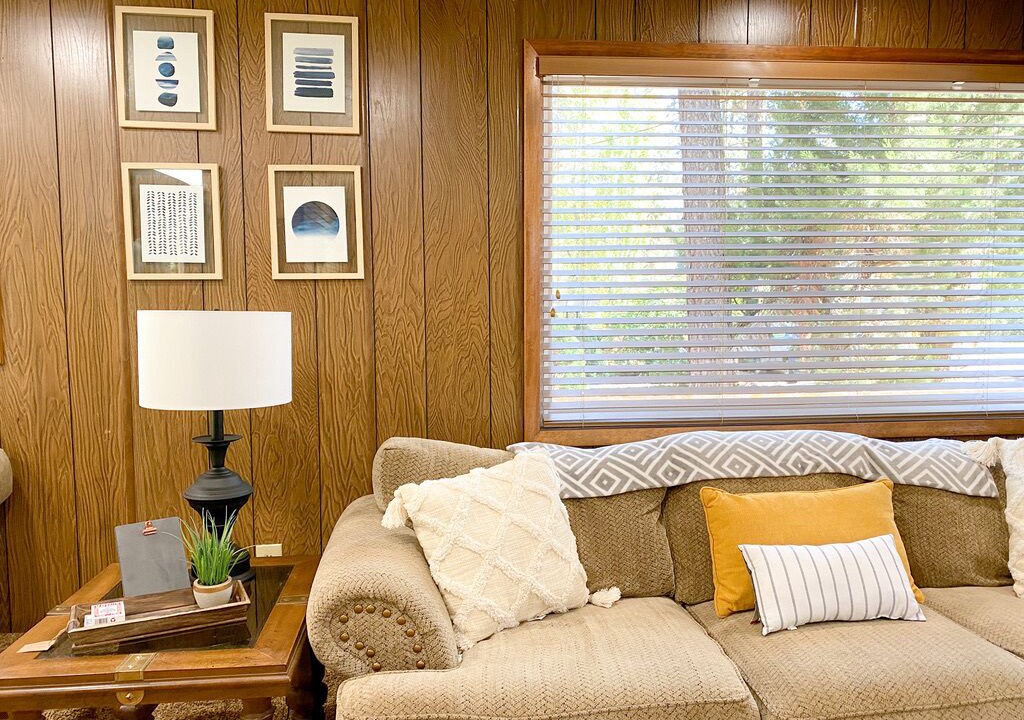 Photo of Livingroom in Garden Valley