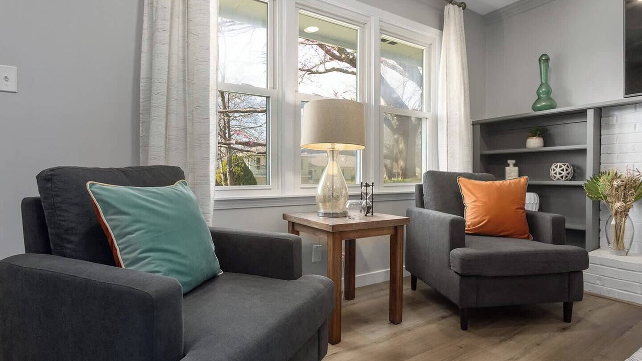 Photo of Livingroom in Lenexa