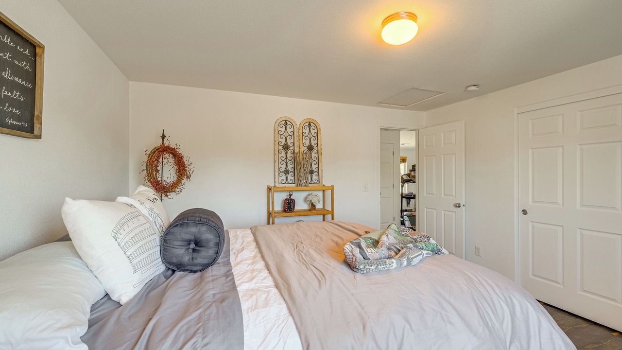 Photo of Bedroom in Moxee