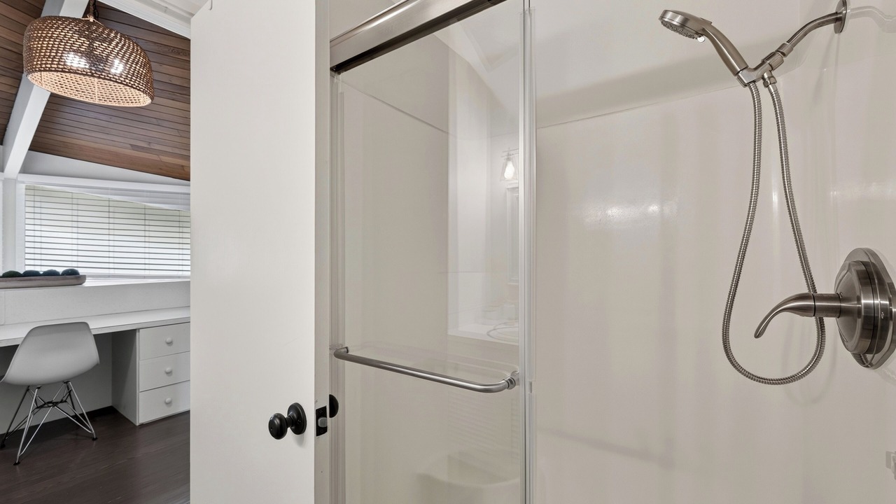 Photo of Bathroom in Freeland