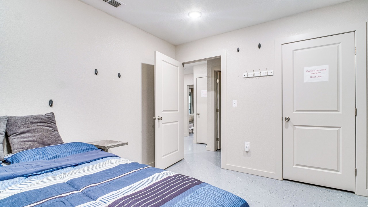 Photo of Bedroom in Seminole