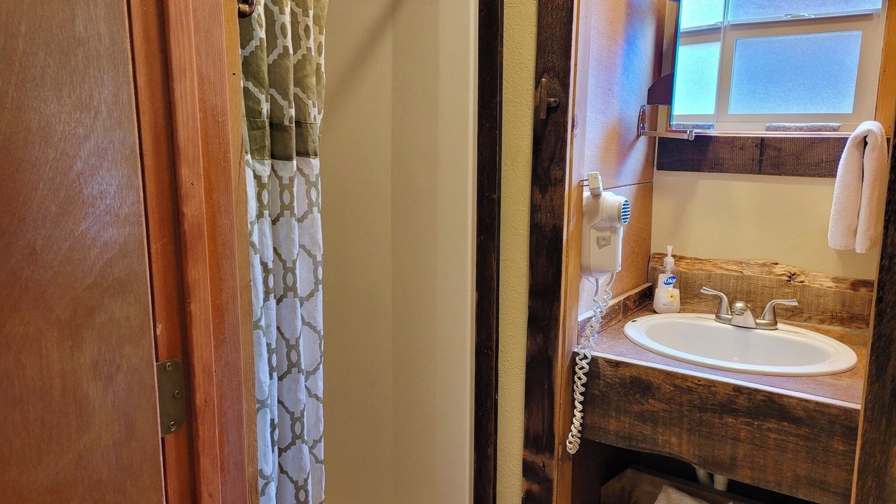 Photo of Bathroom in Mazama
