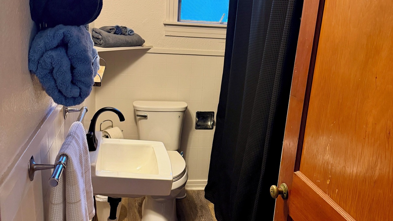 Photo of Bathroom in Brownwood
