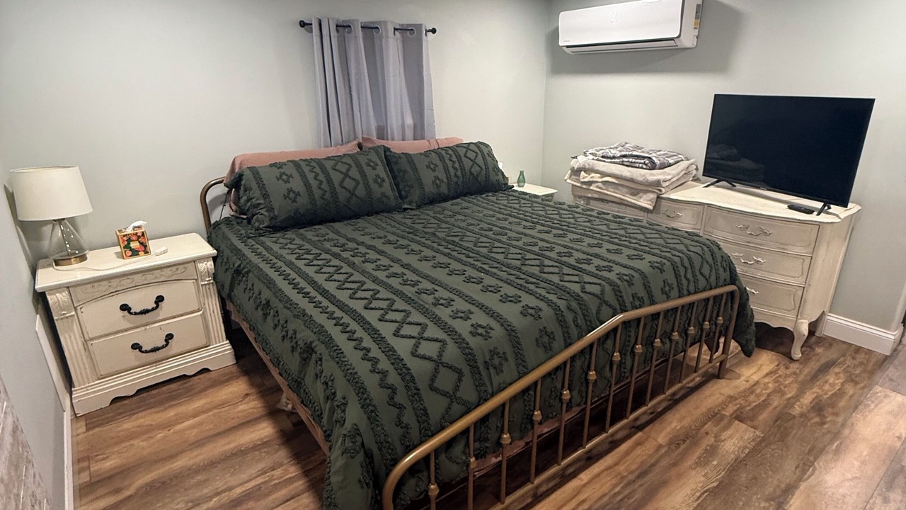 Photo of Bedroom in Whitetail