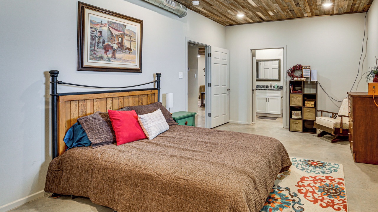 Photo of Bedroom in Lubbock