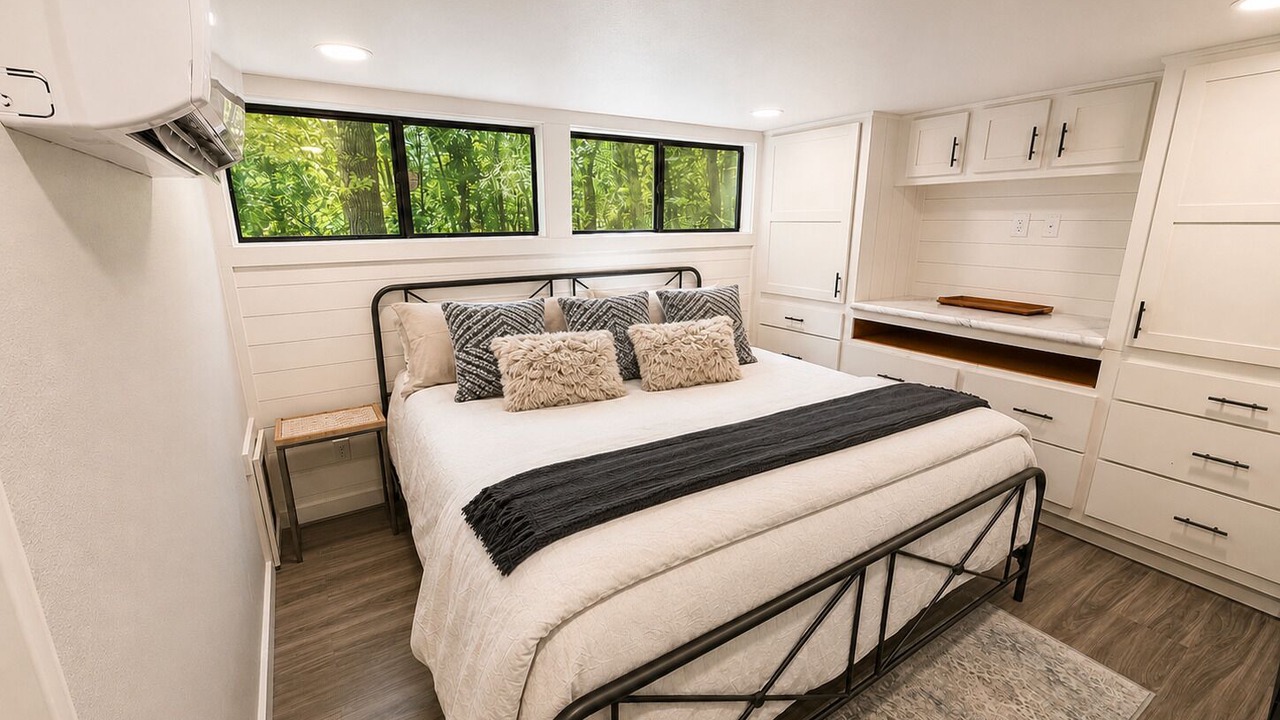 Photo of Bedroom in Gordonville