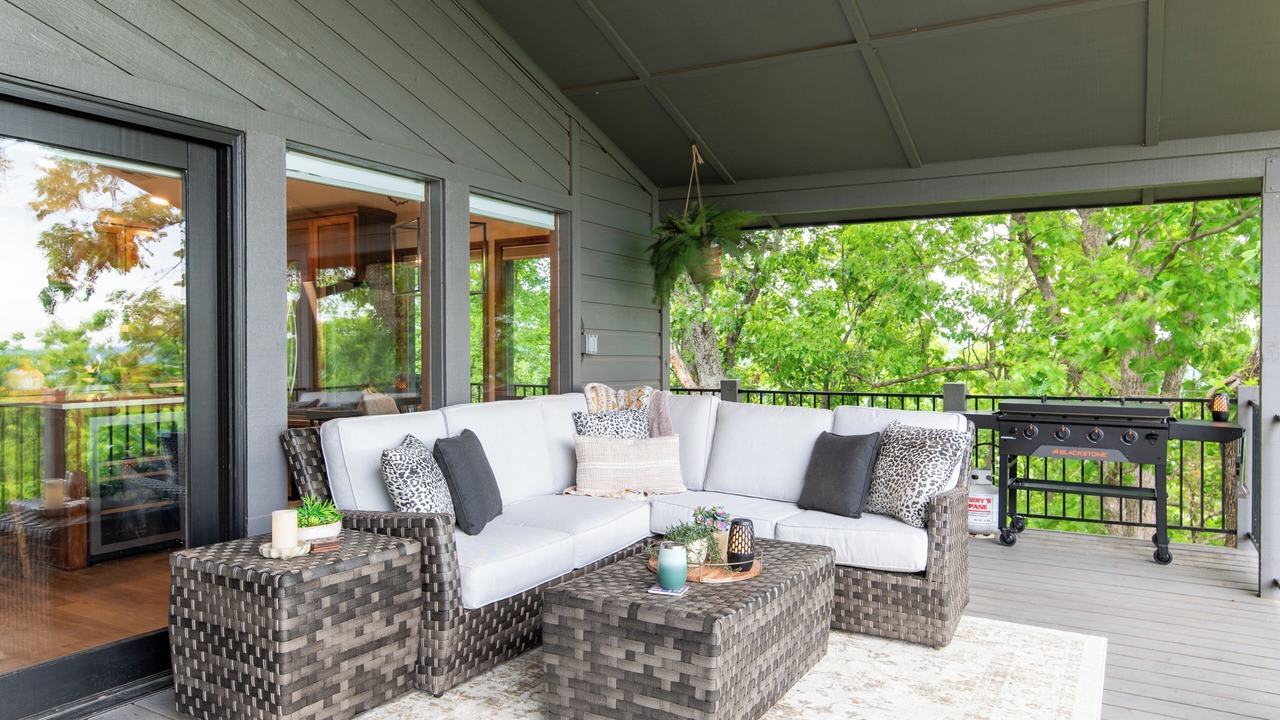 Photo of Patio Balcony in Paradise Hill