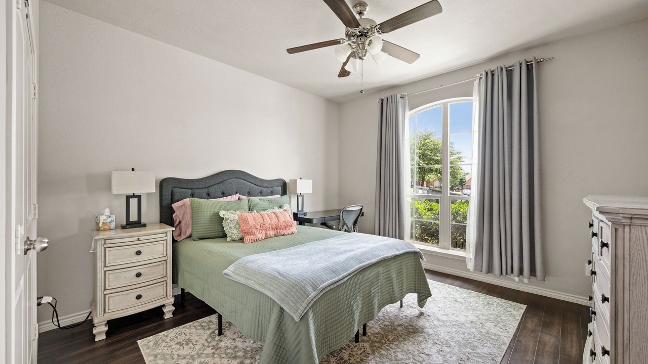 Photo of Bedroom in Lake Worth
