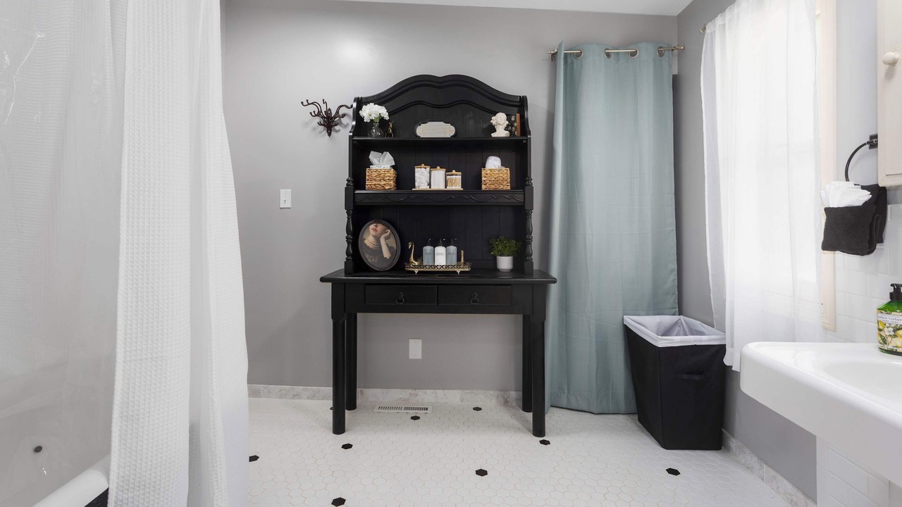 Photo of Bathroom in Parkville