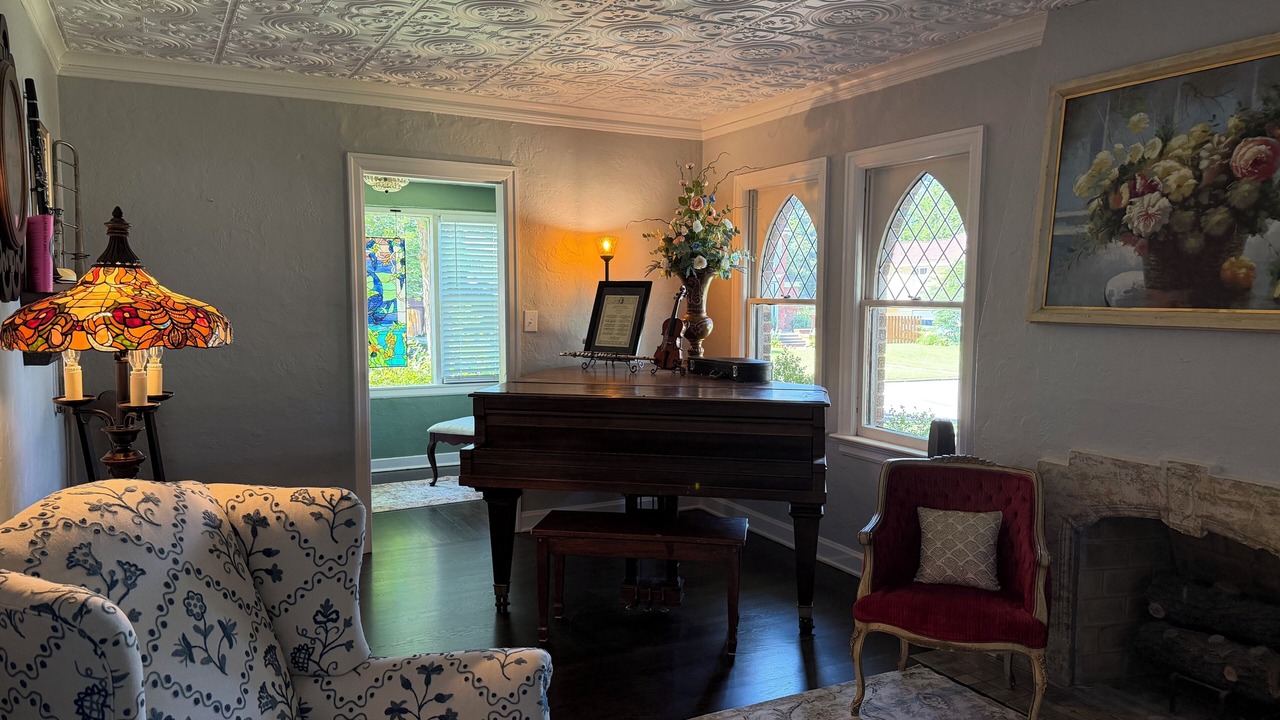 Photo of Bedroom in Leavenworth
