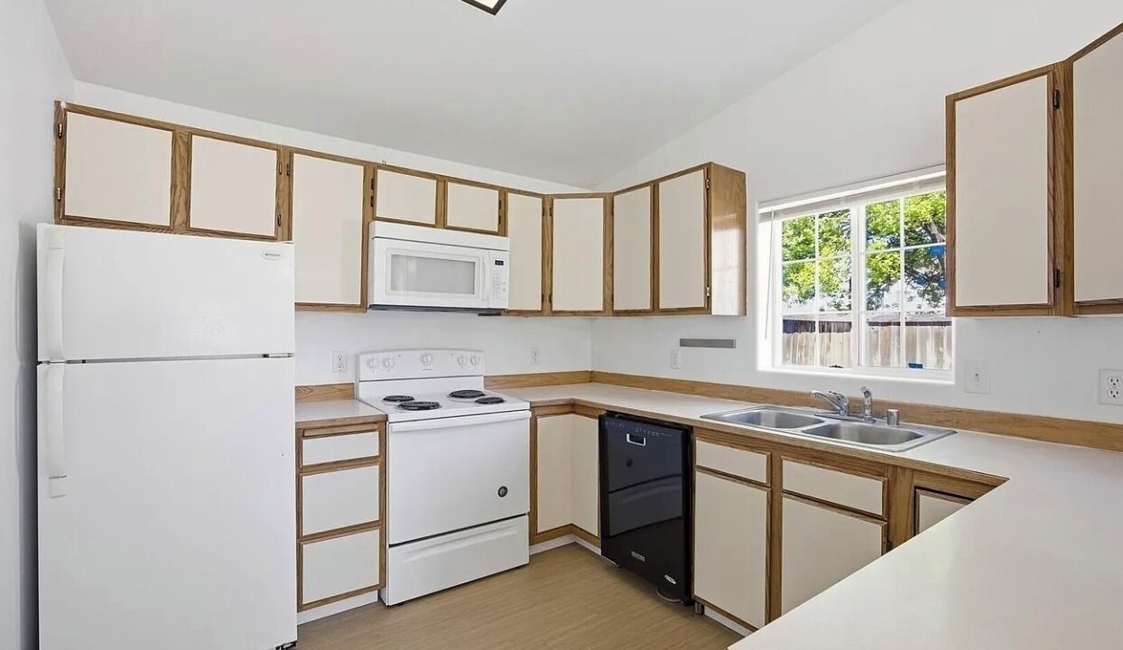 Photo of Kitchen in Moses Lake