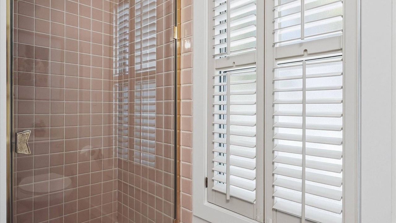 Photo of Bathroom in Garden City
