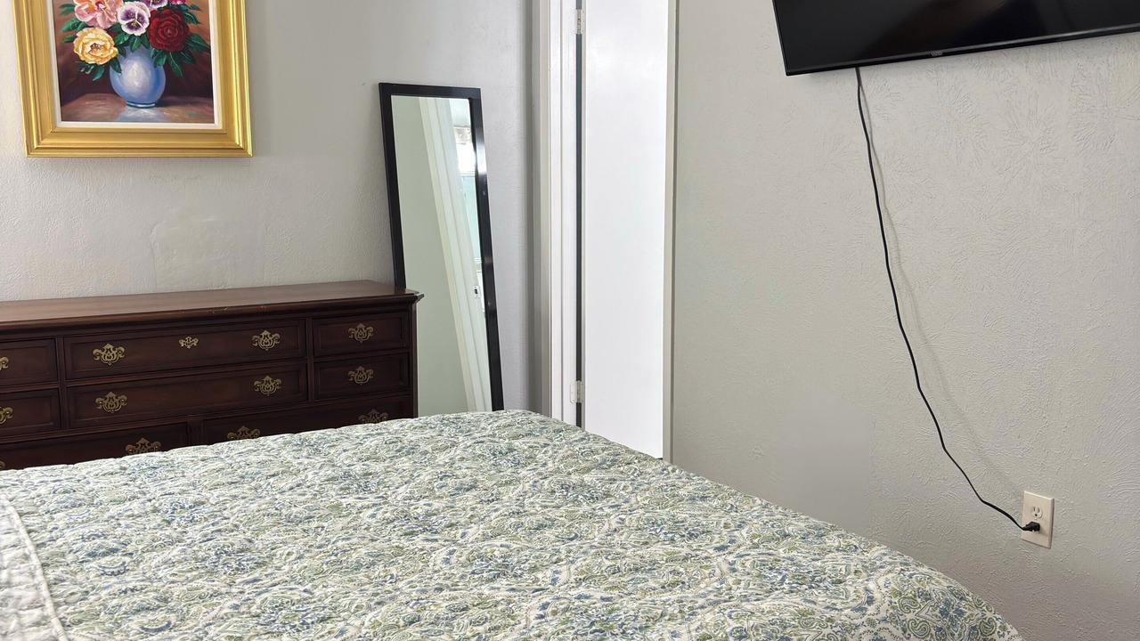 Photo of Bedroom in West Arlington