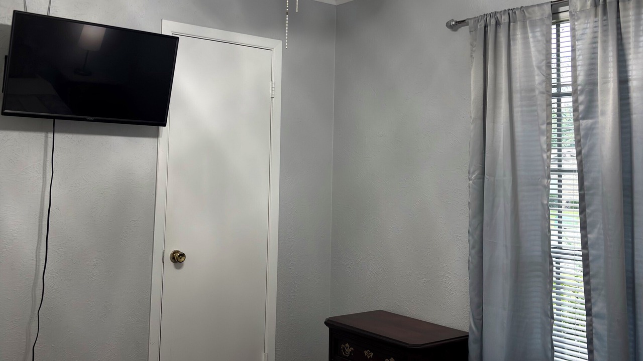 Photo of Bedroom in West Arlington
