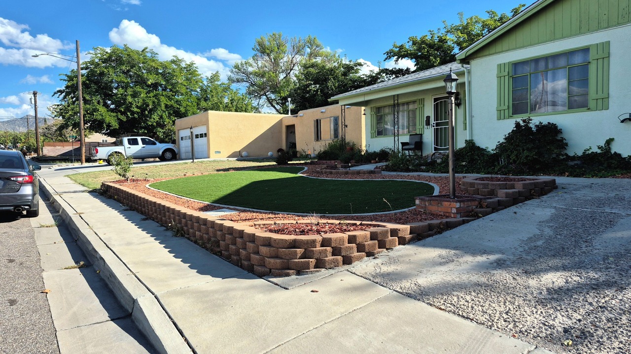 Photo of Outdoor in Northeast Heights