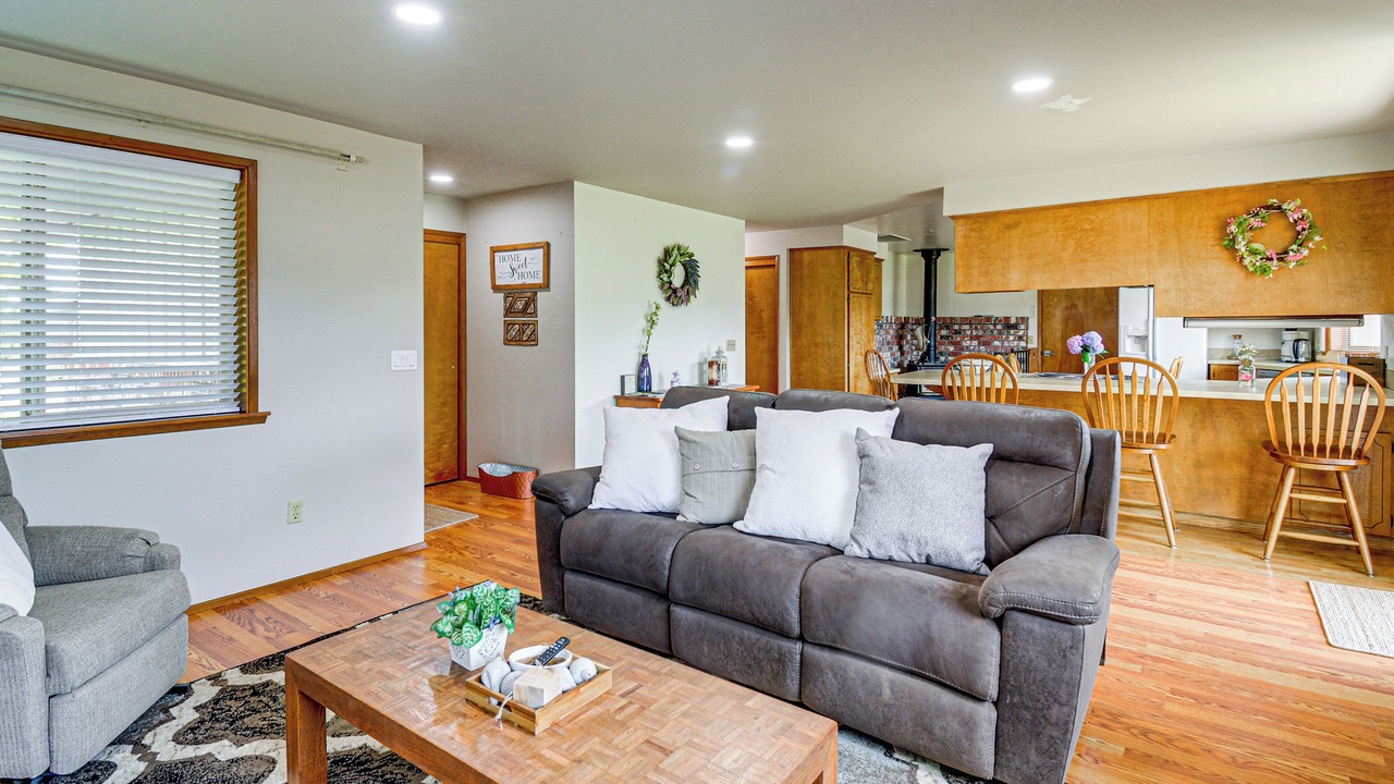 Photo of Livingroom in Sequim