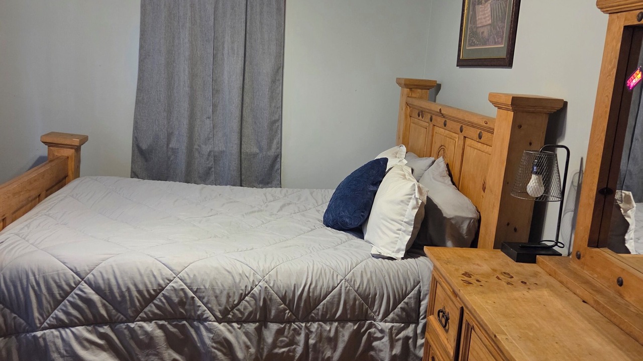 Photo of Bedroom in Fredonia