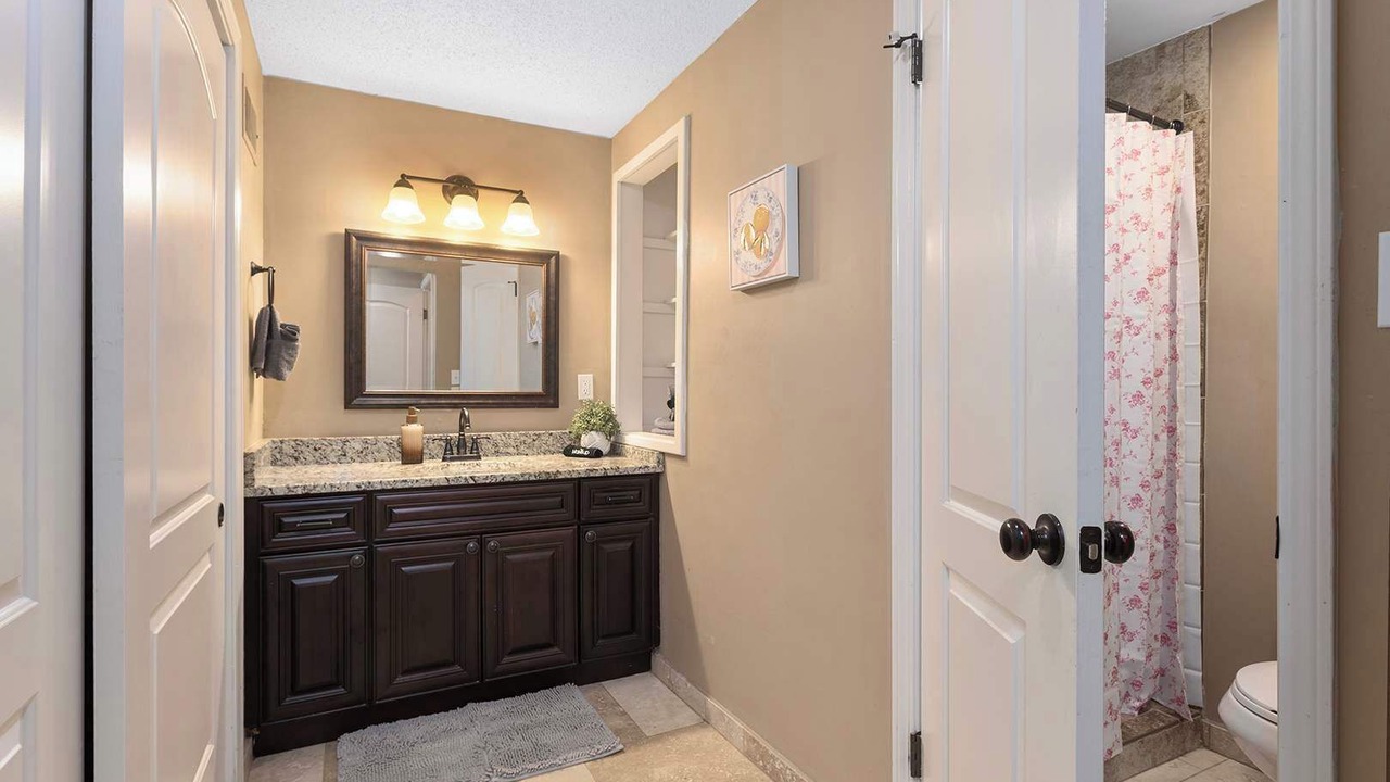 Photo of Bathroom in Lenexa
