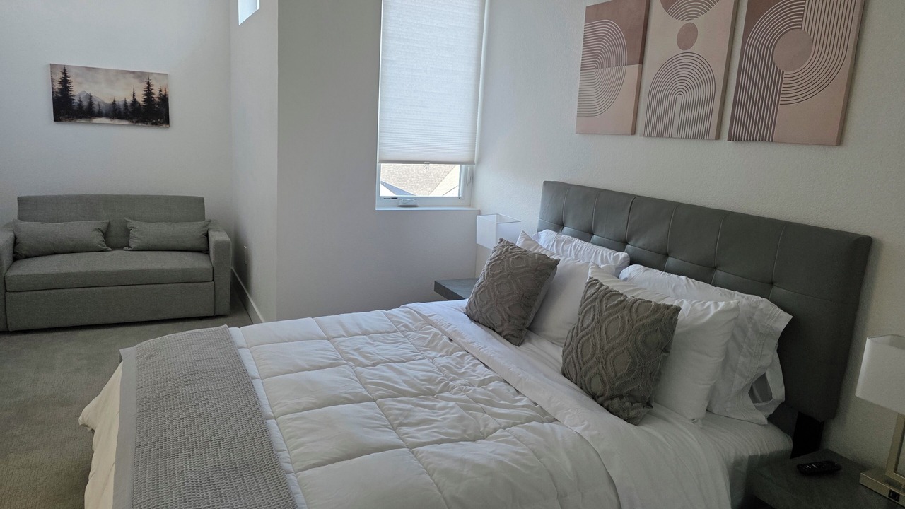 Photo of Bedroom in Roxborough