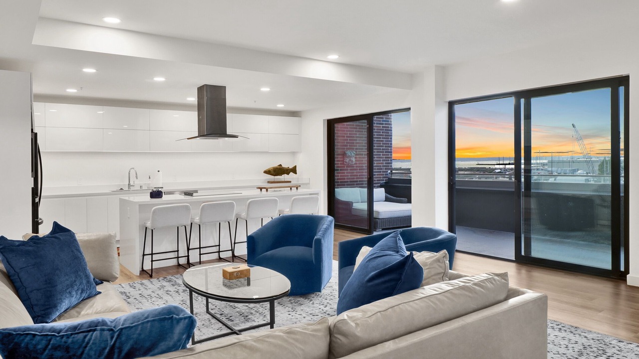 Photo of Livingroom in Central Business District