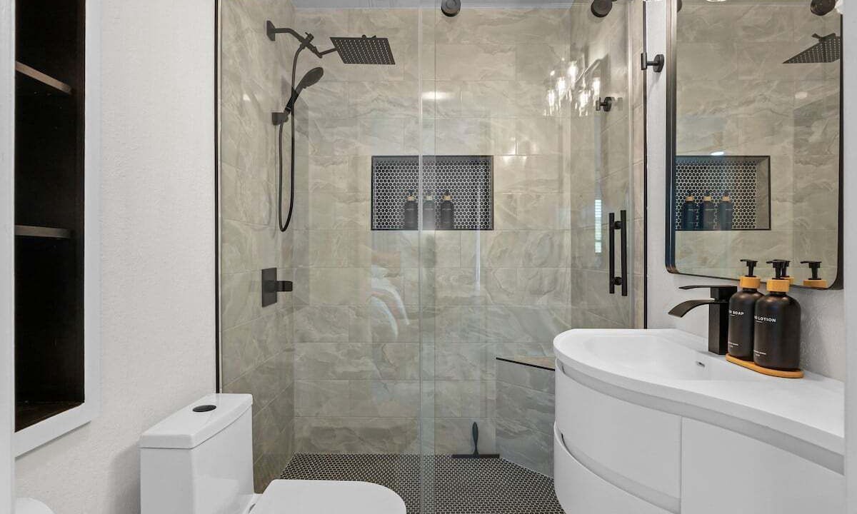 Photo of Bathroom in Sand Springs