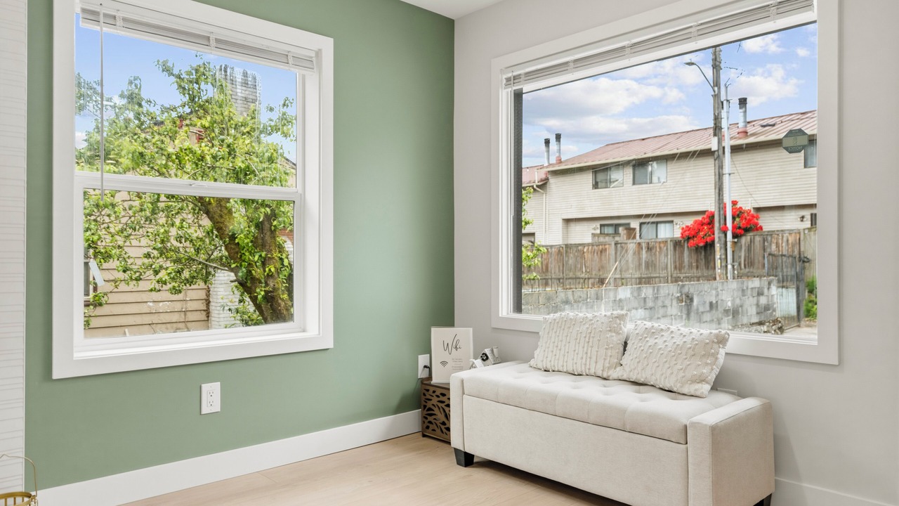 Photo of Livingroom in Tukwila