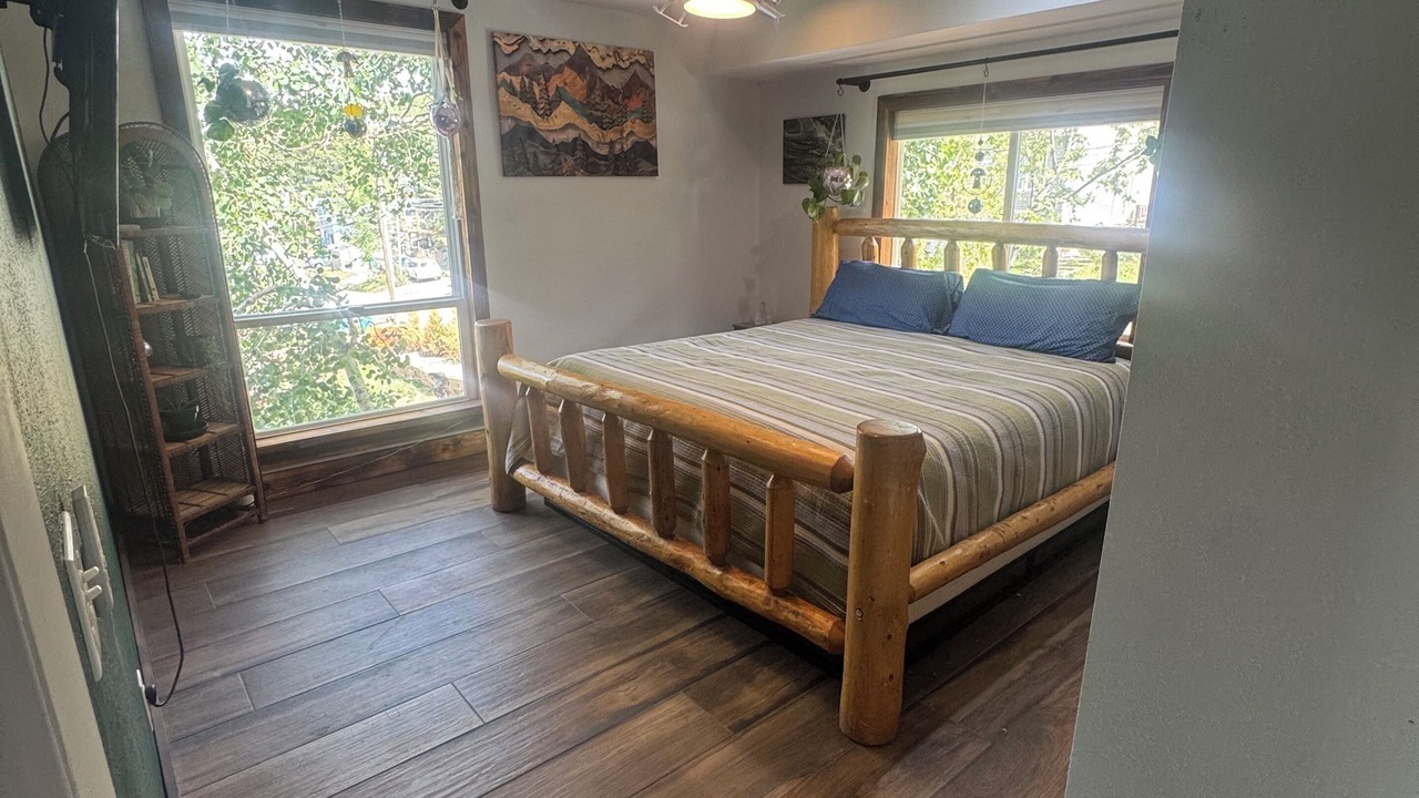 Photo of Bedroom in Kerr Gulch