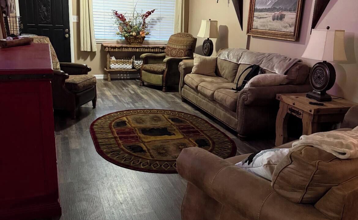 Photo of Livingroom in Shawnee