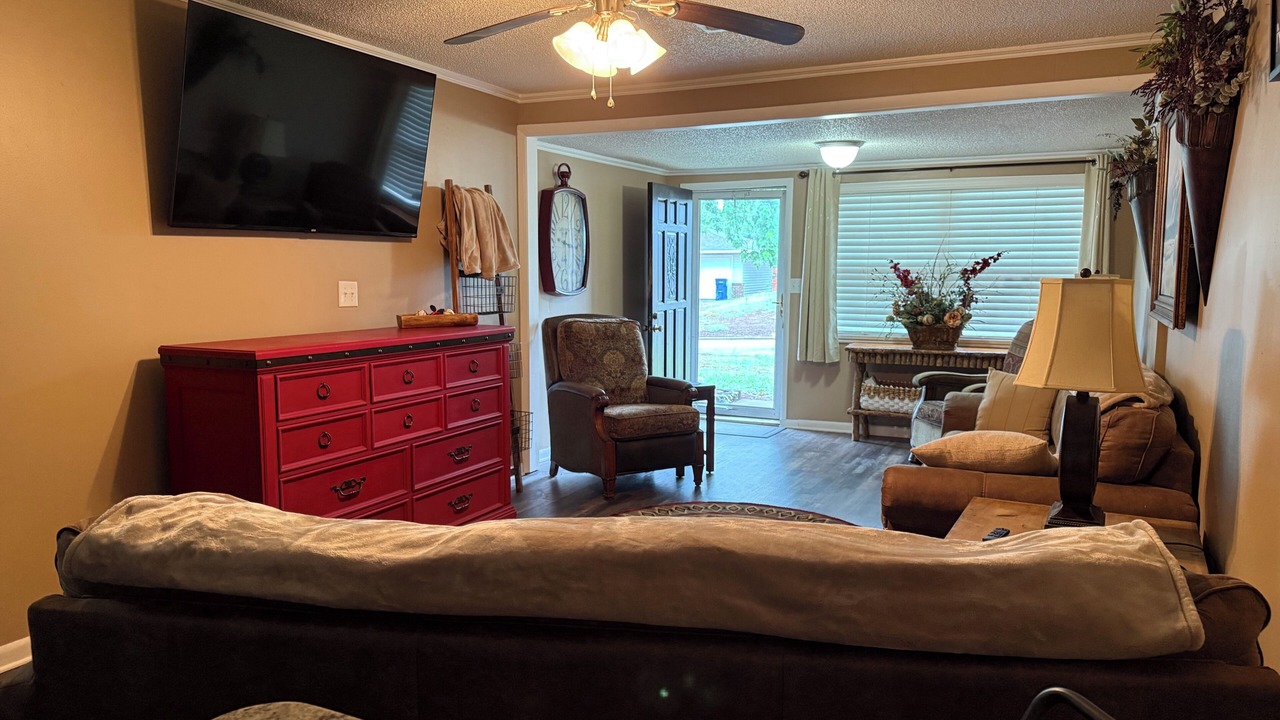 Photo of Livingroom in Shawnee