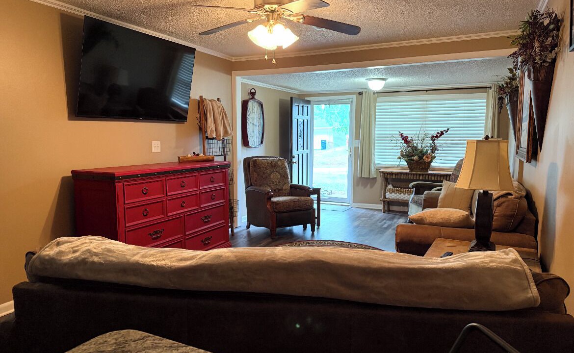 Photo of Livingroom in Shawnee