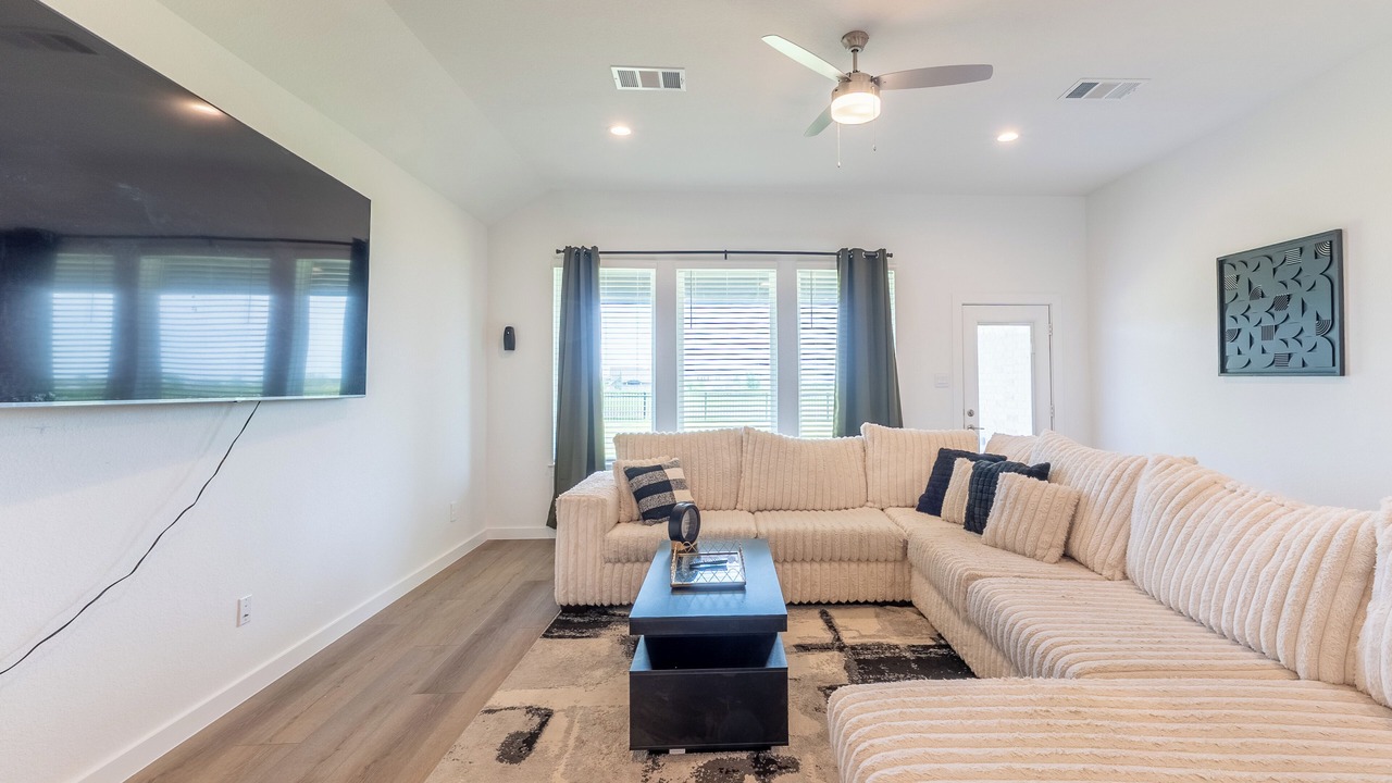 Photo of Livingroom in Barrett