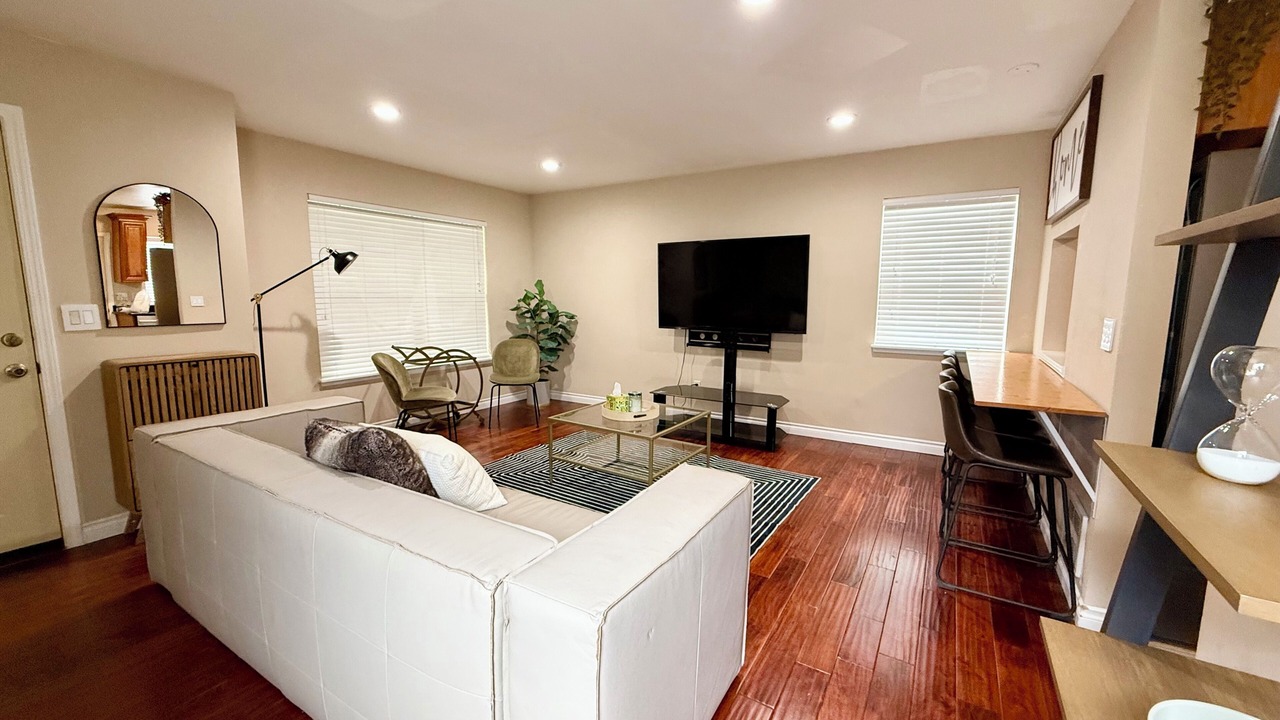 Photo of Livingroom in Mount Baker