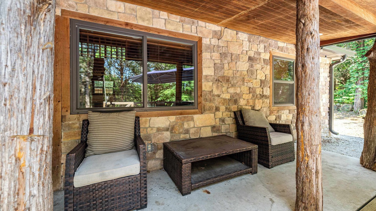 Photo of Patio Balcony in Gordonville