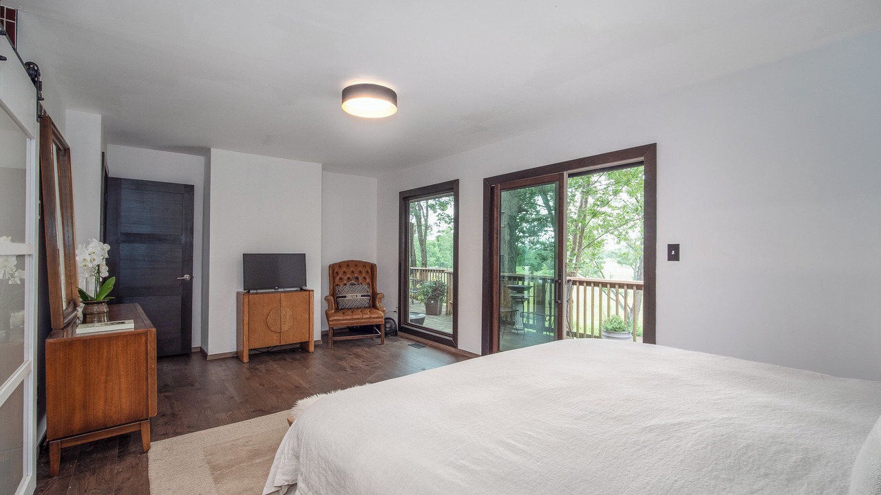 Photo of Bedroom in Lawrence