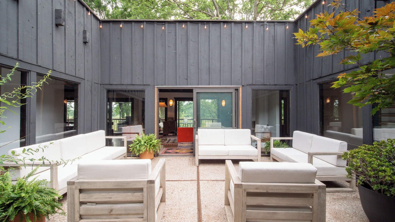 Photo of Patio Balcony in Lawrence