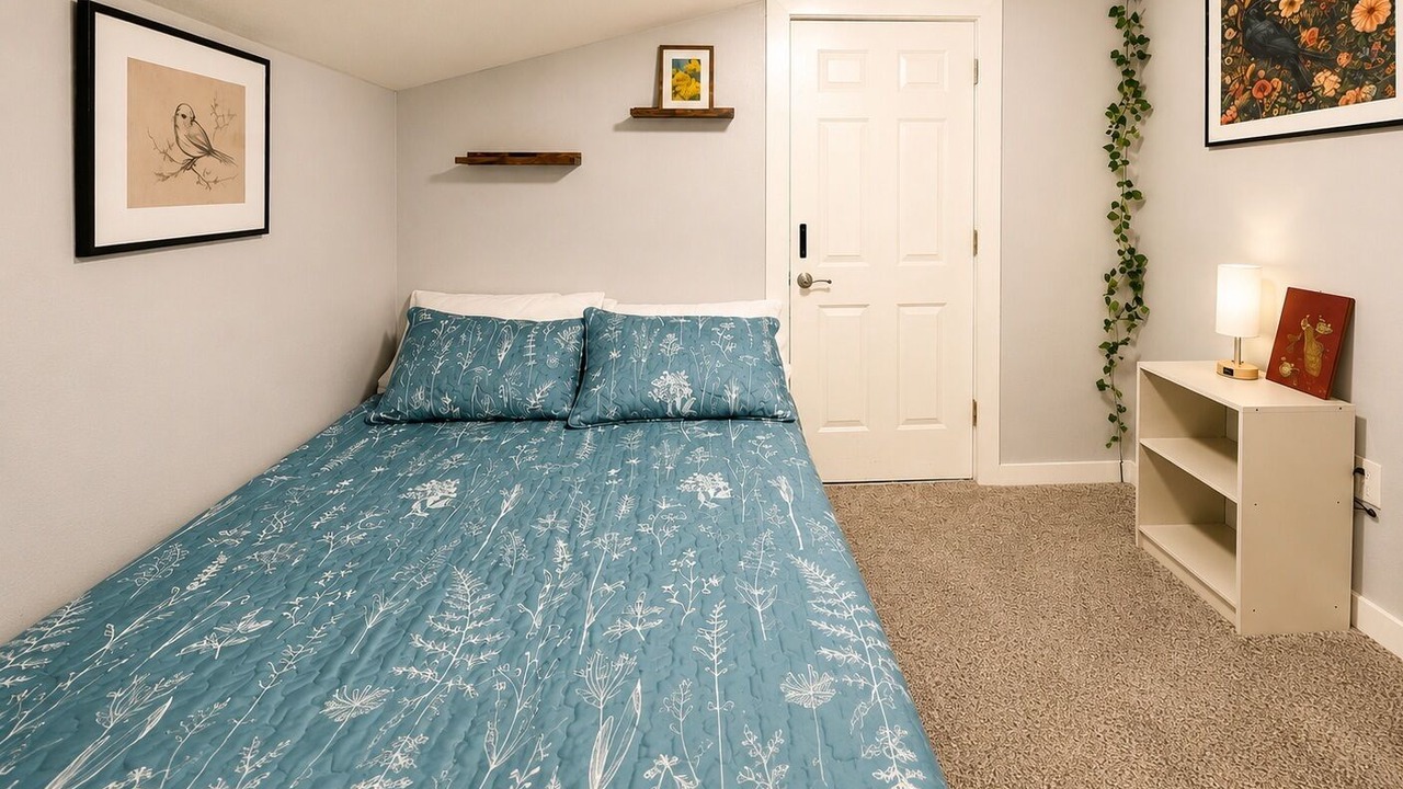 Photo of Bedroom in Northeast Kansas City