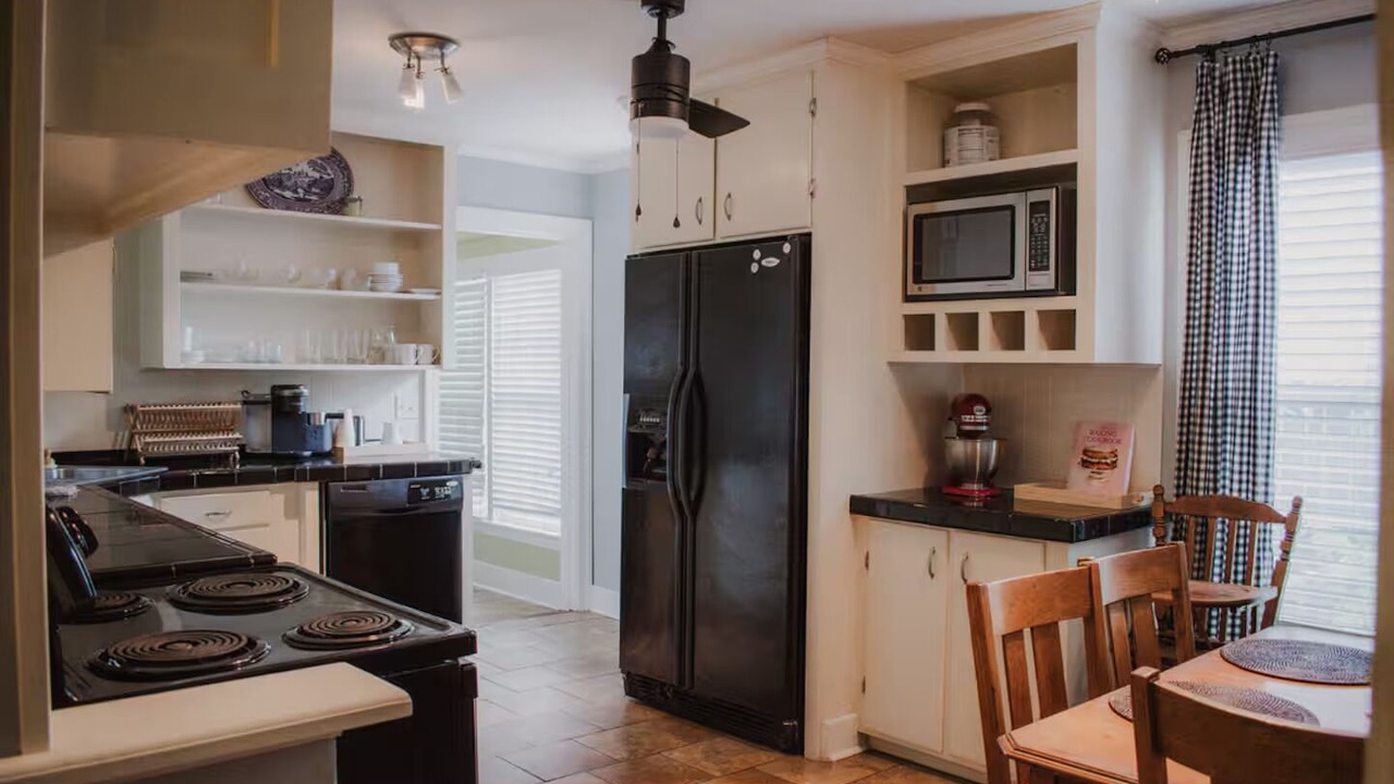 Photo of Kitchen in Sayles Blvd. Area
