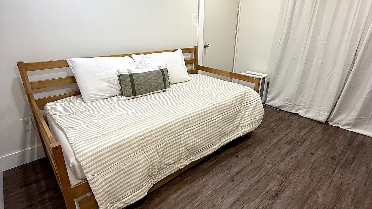 Photo of Bedroom in Sayles Blvd. Area