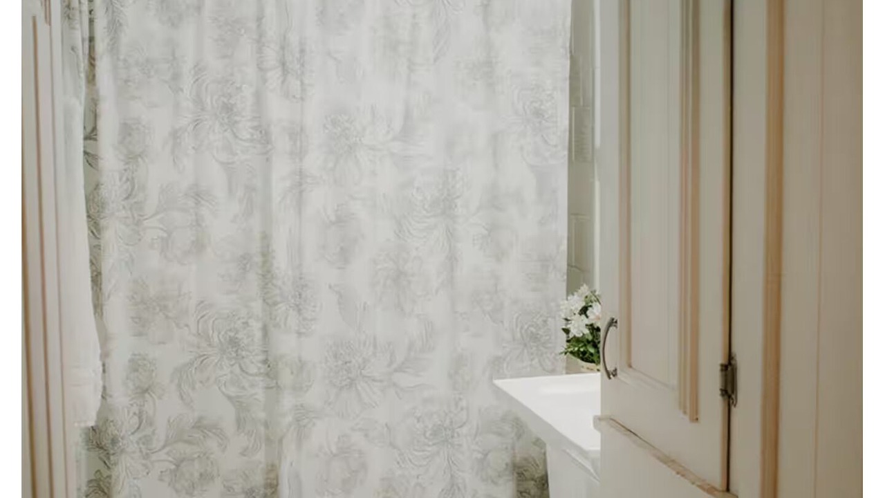 Photo of Bathroom in Sayles Blvd. Area