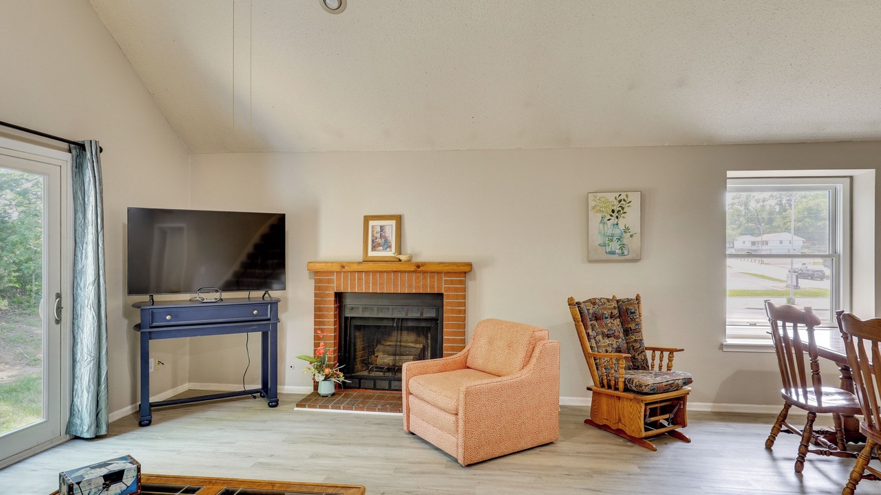 Photo of Livingroom in Waldron