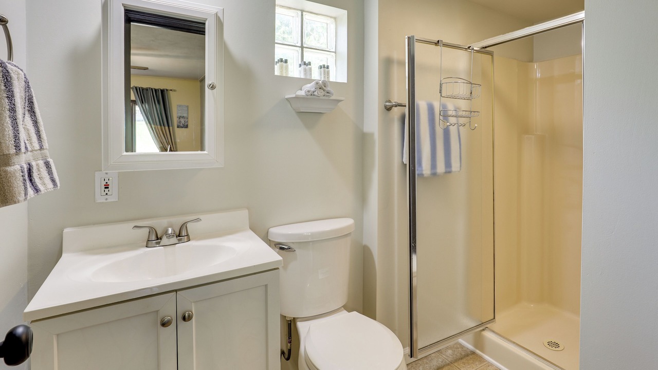 Photo of Bathroom in Pleasant Valley