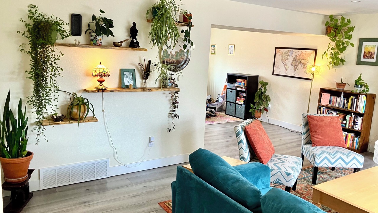 Photo of Livingroom in Lafayette