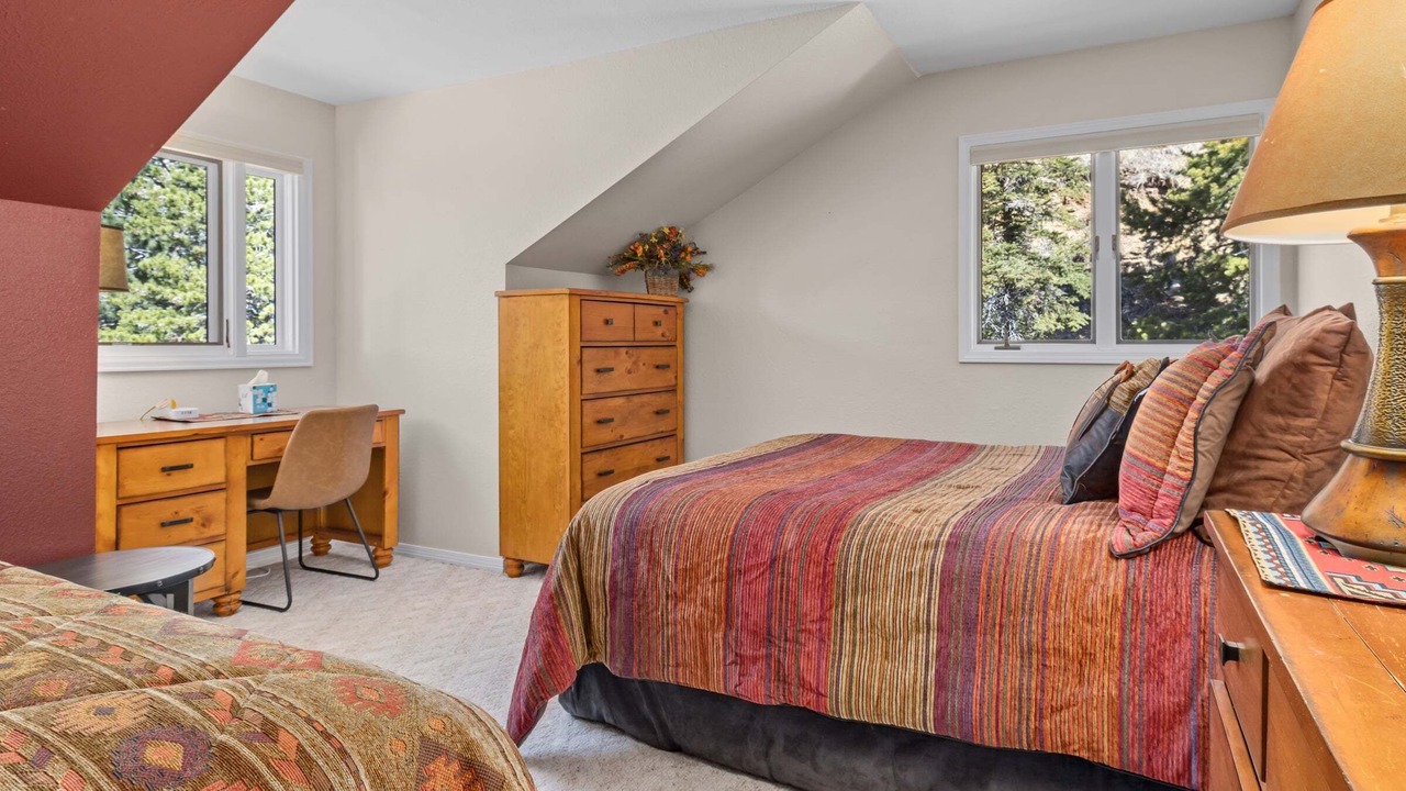 Photo of Bedroom in Windcliff Estates