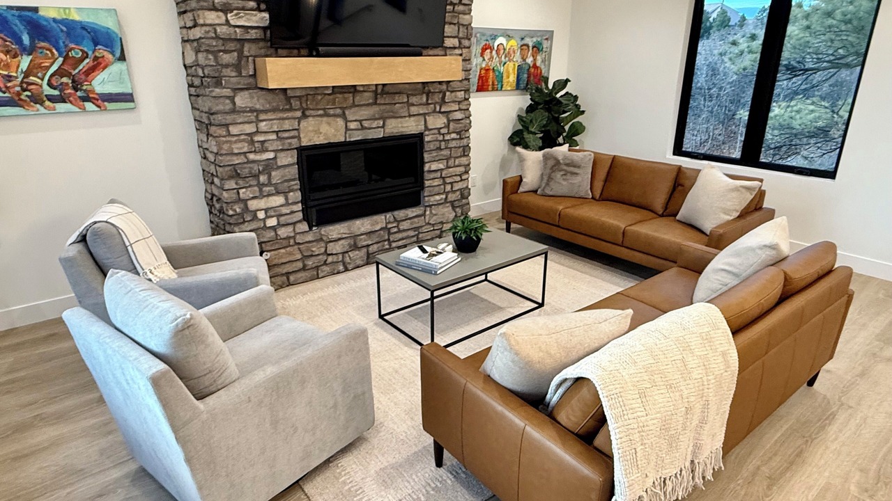 Photo of Livingroom in Castle Rock