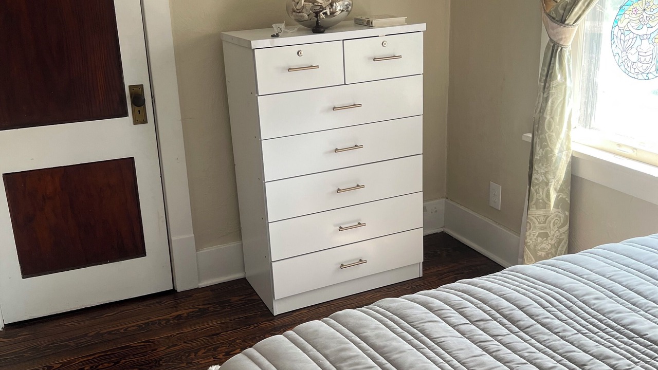 Photo of Bedroom in Aksarben - Elmwood Park