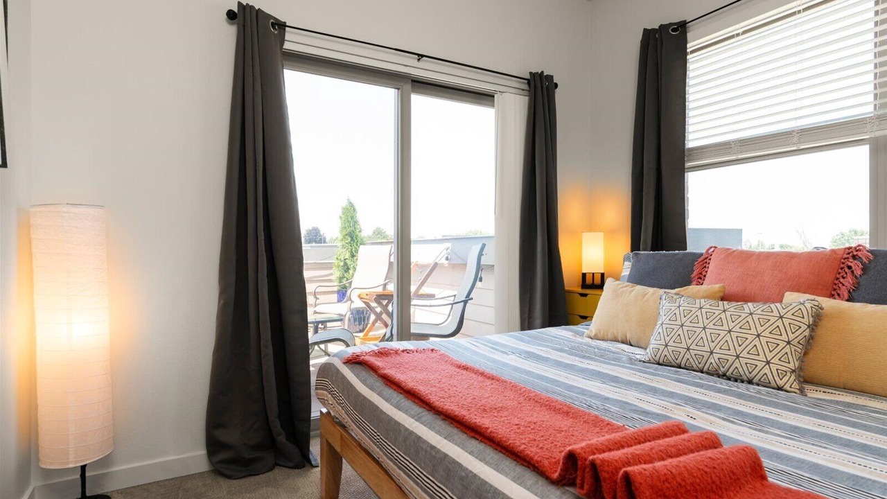 Photo of Bedroom in Queen Anne